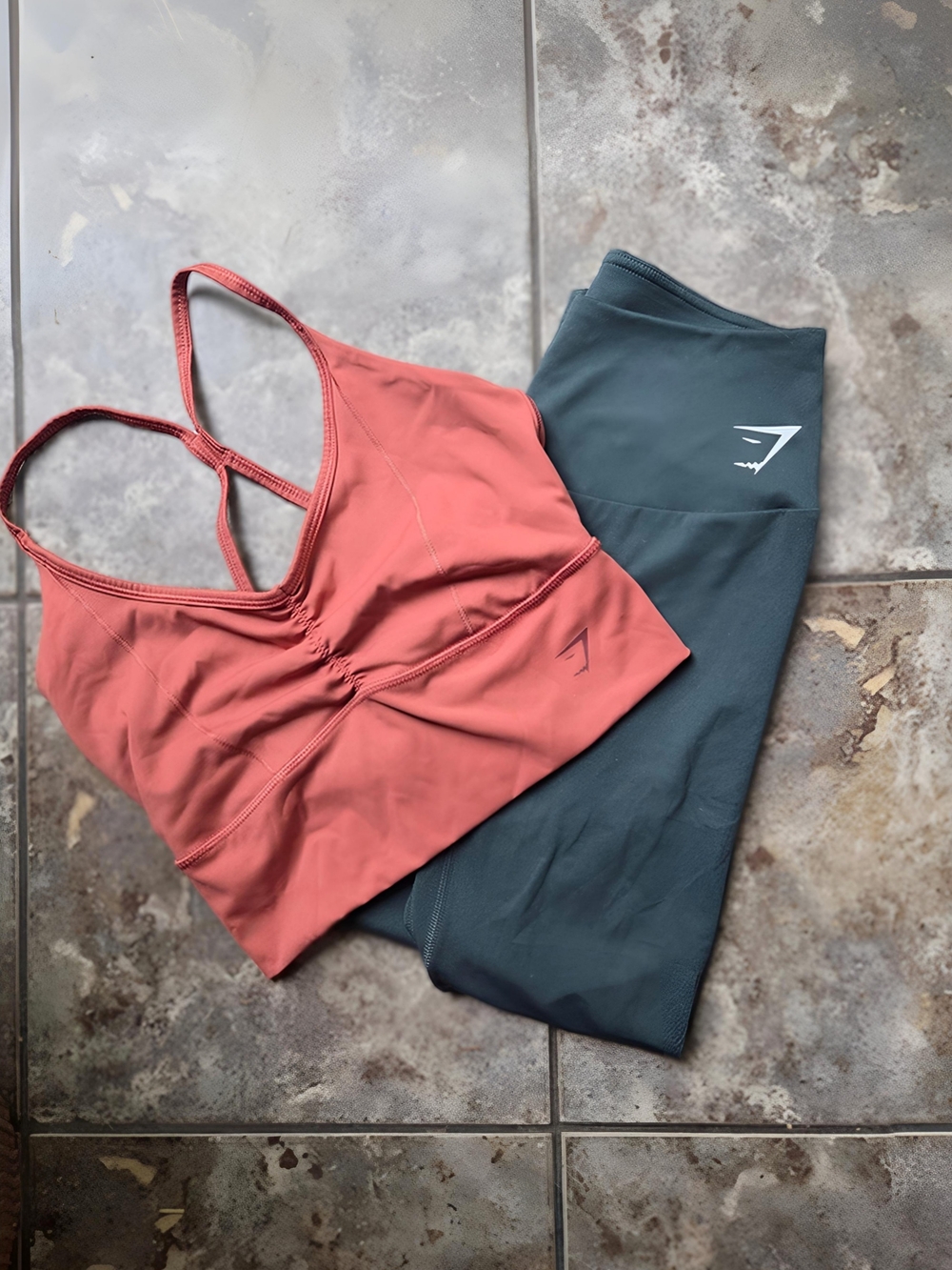 Gymshark Rudt Sports Bra & Forest Green Cropped Leggings Set